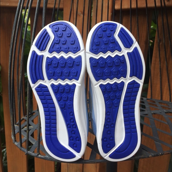 Nike sz10 - Picture 2 of 8